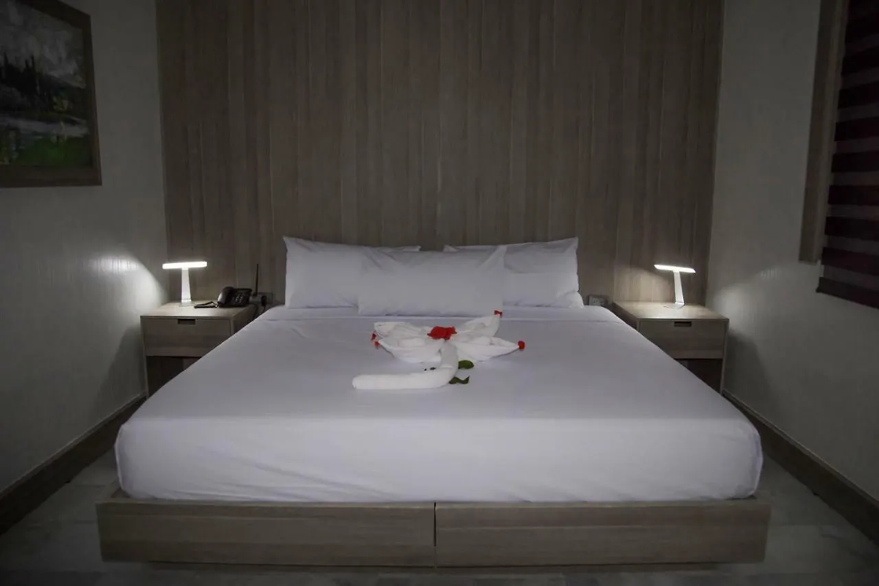 Hotel Majestic All Inclusive Playa del Carmen 3*,